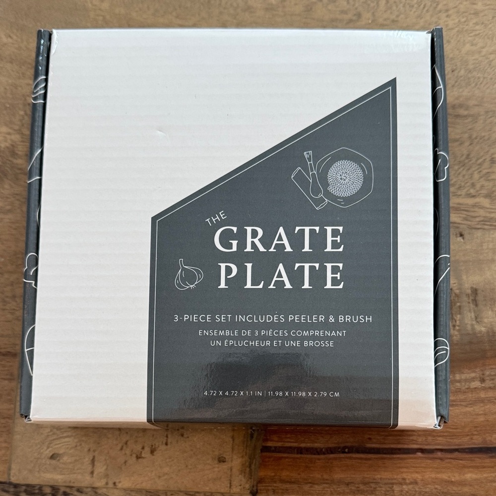 New The Grate Plate 3-Piece Set green Ceramic Set – Garlic Peeler & Brush